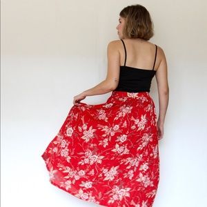 Sag Harbor Vintage Floral Flowy Midi Skirt